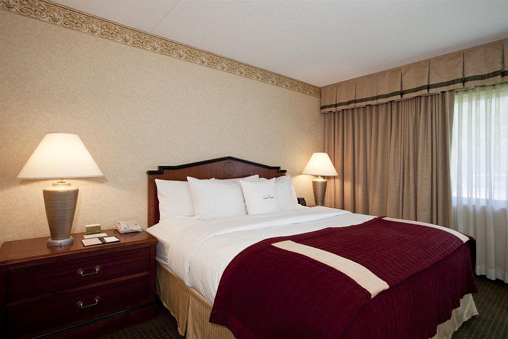 Doubletree Suites By Hilton Hotel Cincinnati - Blue Ash Sharonville Pokoj fotografie